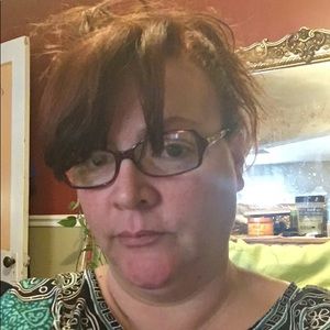 Meet your Posher, Beatrice